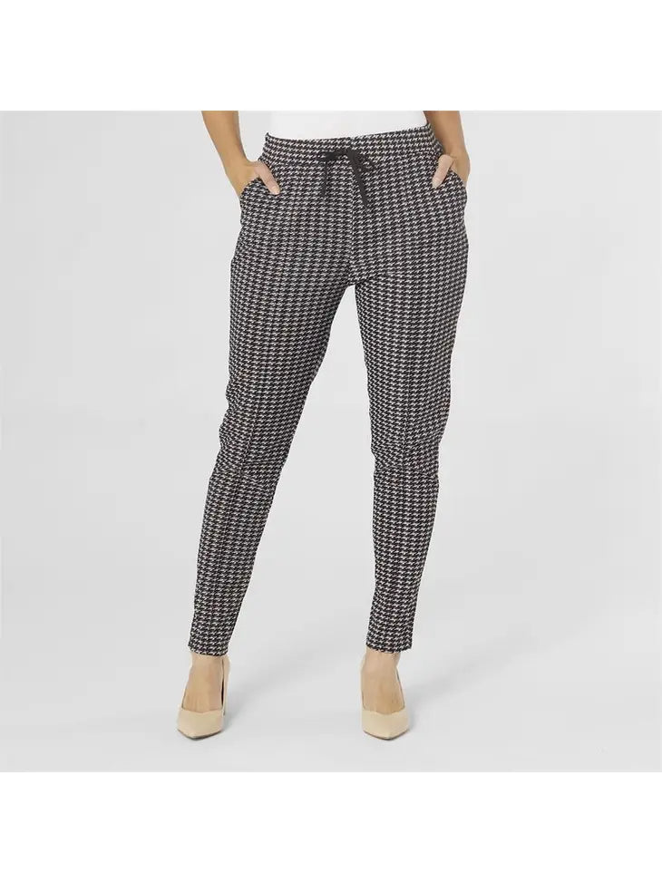 Printed Jasmine Traveler Pants - Black/Cream Ditsy