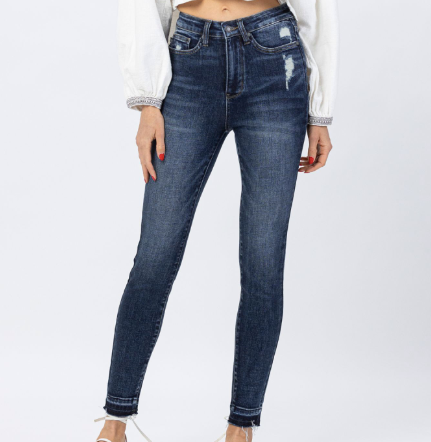 Judy Blue Midrise Slim Fit