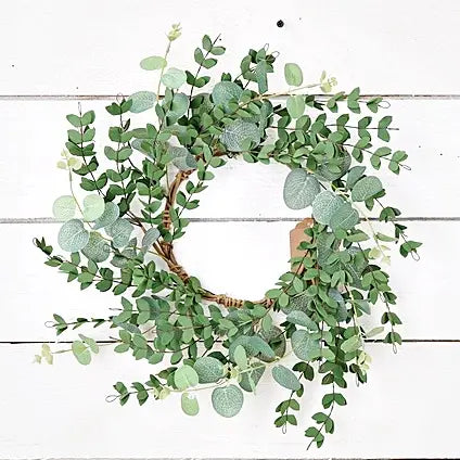 18in Mixed Eucalyptus Wreath