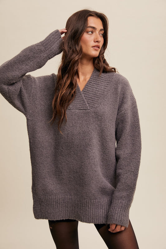 V-neck slouchy sweater